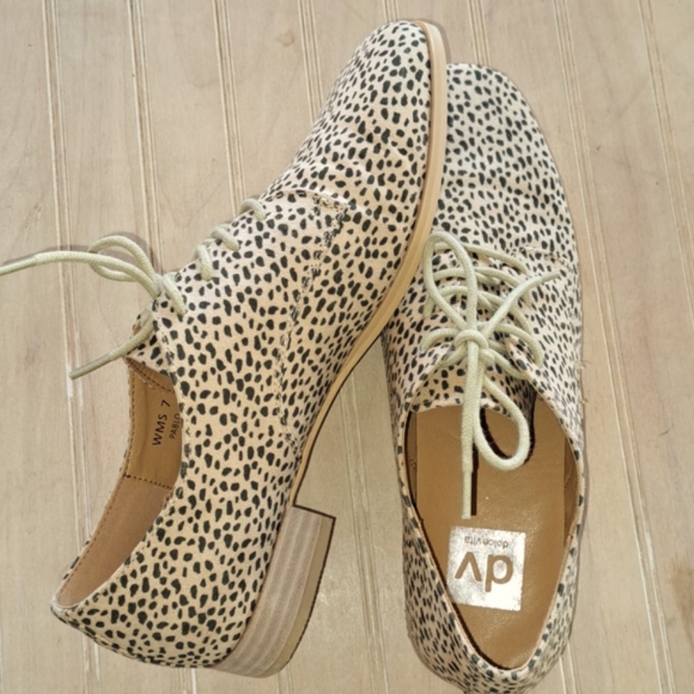 Dolce Vita Pablo Oxford Cheetah Lace-Up Square Toe Suede Mary Jane Flats